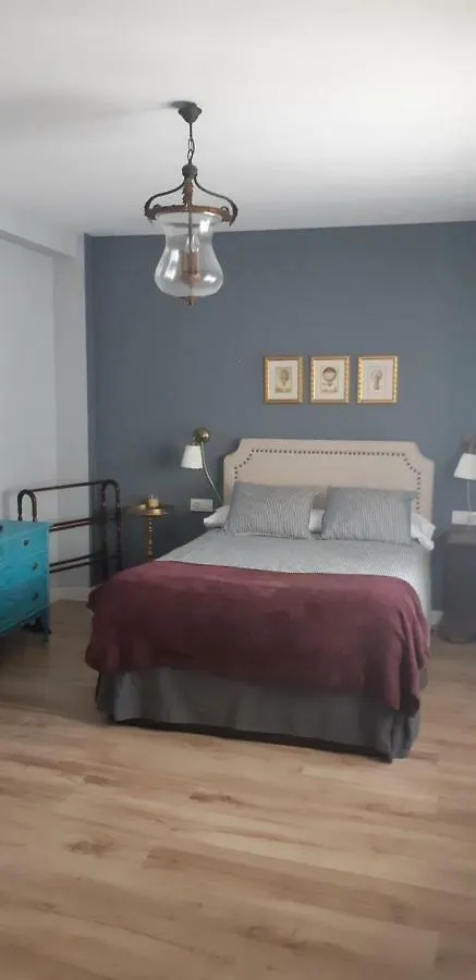 Homestay Calle Martinez Montanes, 19 Hotel Seville